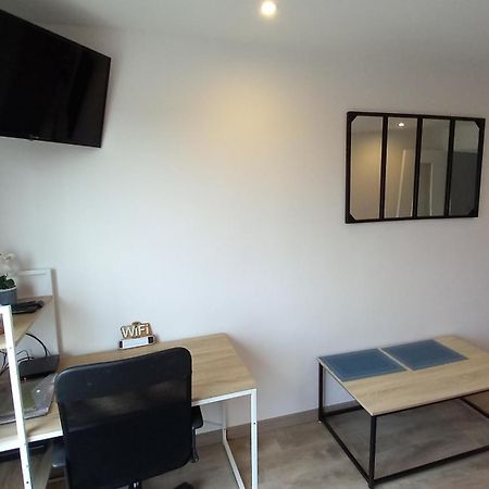 Appartamento Le Belvedere Dernier Etage Avec Terrasse Wifi Fibre Tarbes Esterno foto
