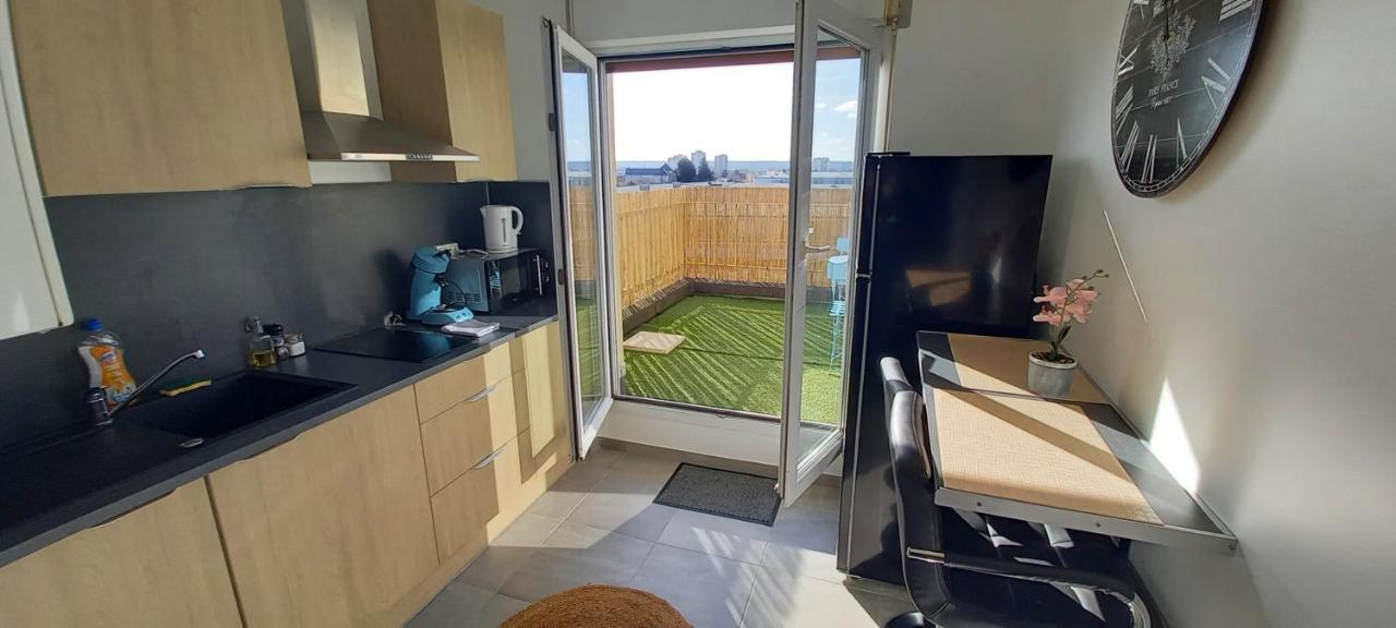 Appartamento Le Belvedere Dernier Etage Avec Terrasse Wifi Fibre Tarbes Esterno foto