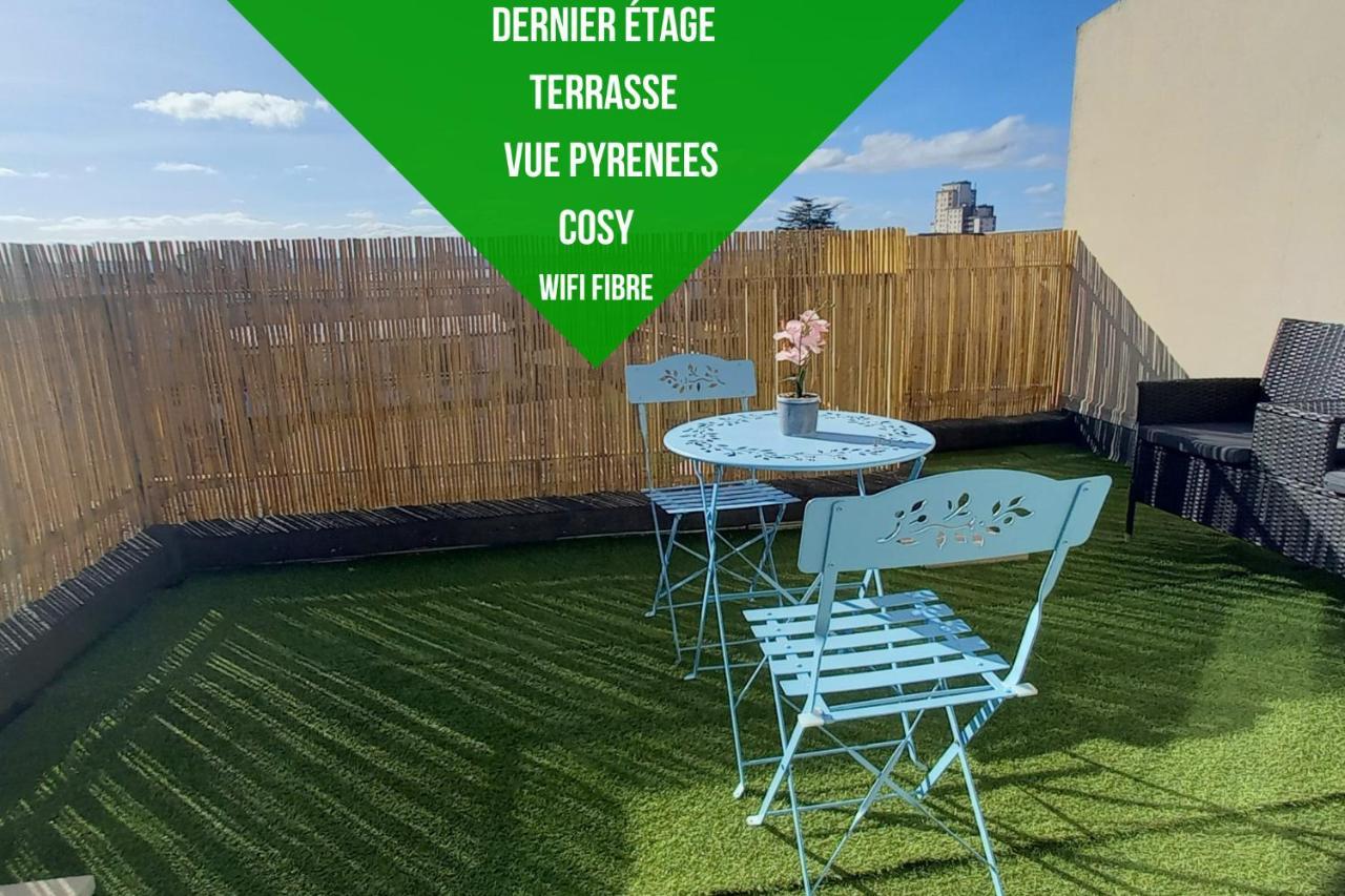 Appartamento Le Belvedere Dernier Etage Avec Terrasse Wifi Fibre Tarbes Esterno foto